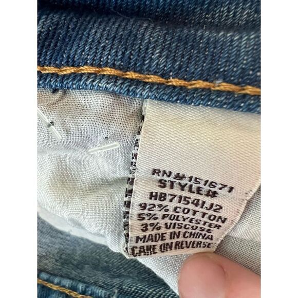 NWT! Hot Kiss Distressed Denim Highest Rise Bermuda Shorts Size 1 - Picture 3 of 7